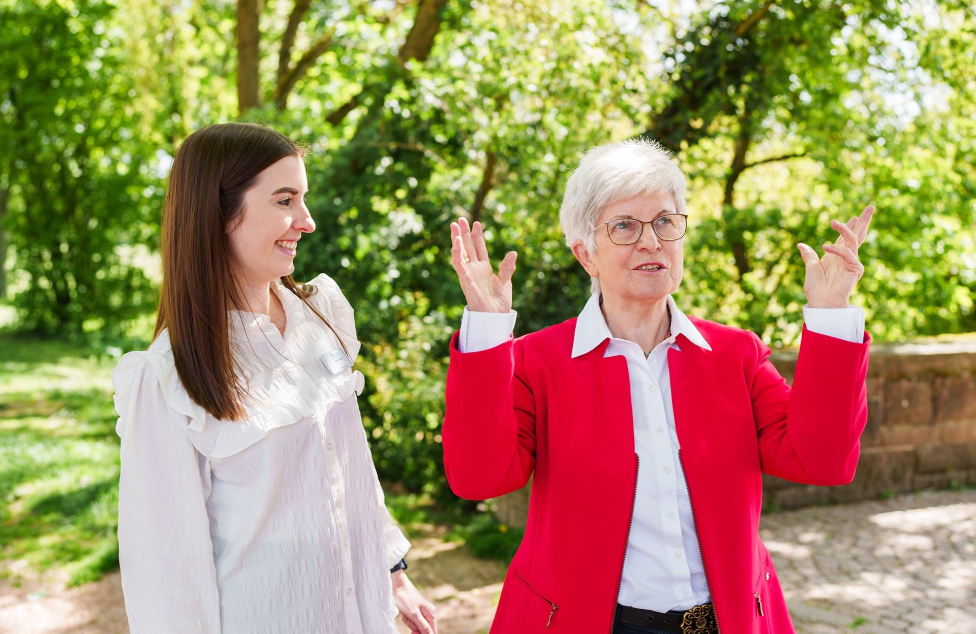 unterseite_02-02-12_im_freien_titelbild_v01_2000x1300