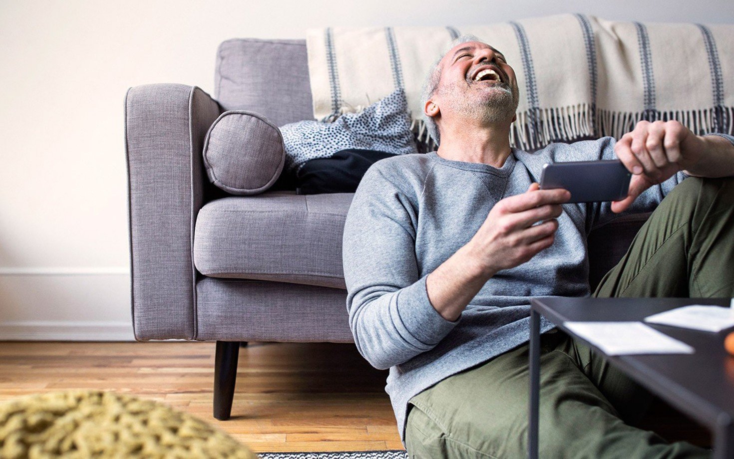 fast_unsichtbare_hoergeraete_07